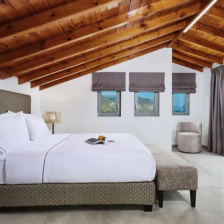 Hotel Quattro Suites *